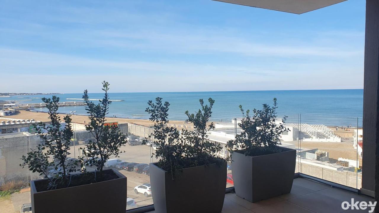 Seven Seas Luxury Apartments - Bari San Girolamo ภายนอก รูปภาพ